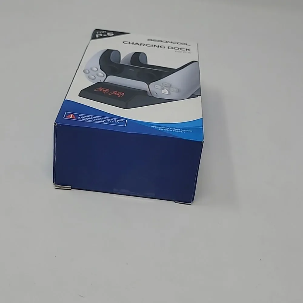 Beboncool White Dual Controller USB Type-C Fast Charging Dock For P5 New In Box